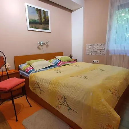 Zoeldlomb Apartment